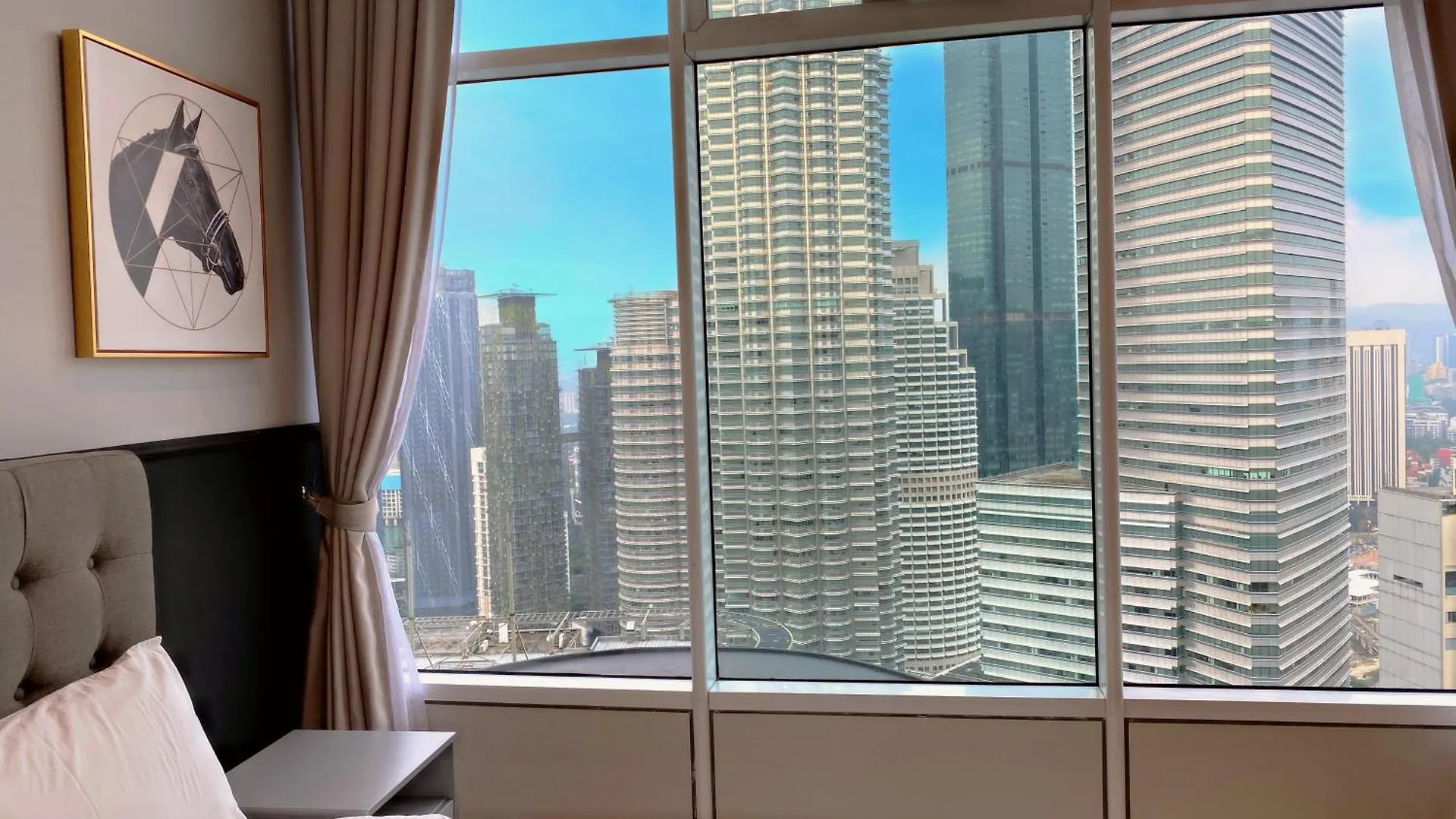 Sky Suites Klcc By Home Stay Kuala Lumpur Malaysia